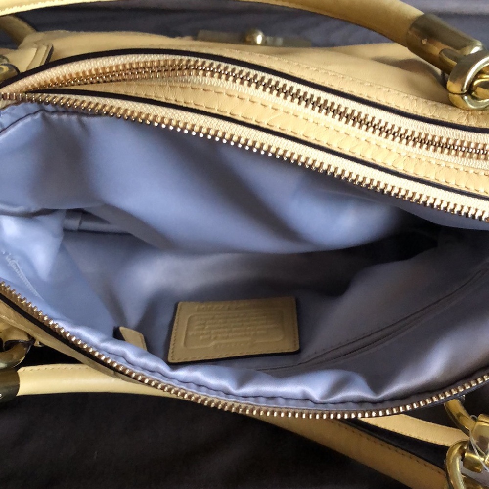NWT Factory Coach Handbag - Picture 7 of 13
